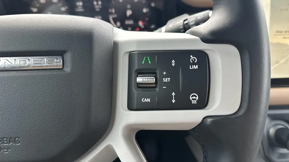 LAND ROVER Defender Defender 110 3.0 D250 mHEV X-Dynamic HSE