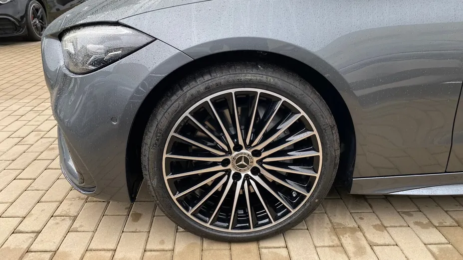 MERCEDES-BENZ C Klasa C 200 mHEV 4-Matic AMG