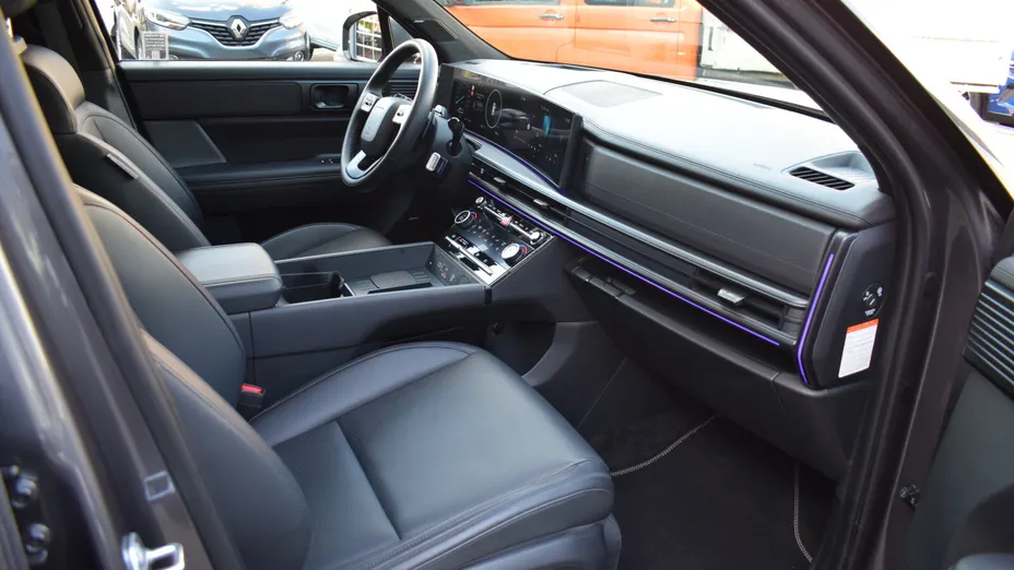 HYUNDAI Santa Fe Santa Fe 1.6 T-GDI PHEV Calligraphy 4WD aut 6os.