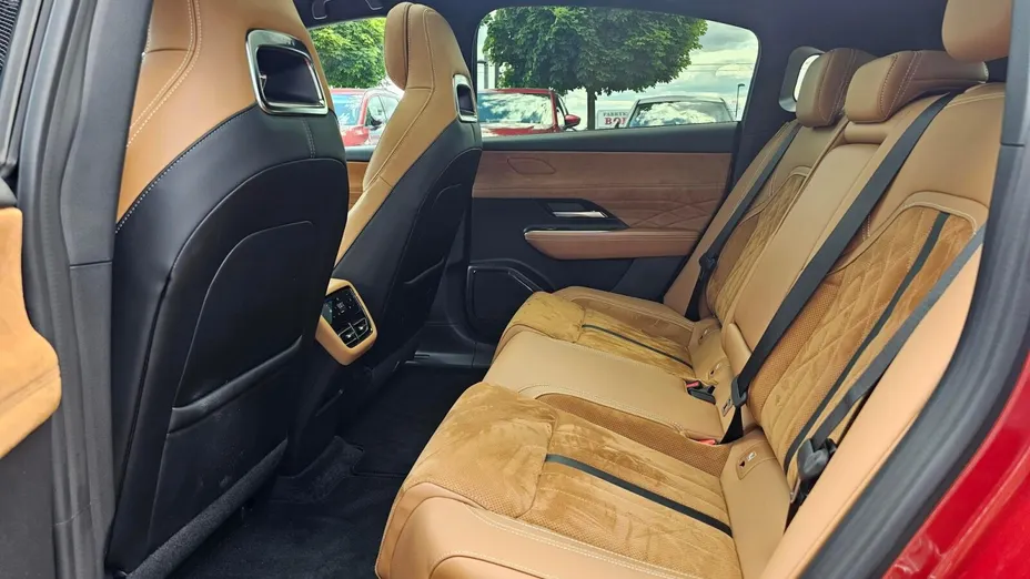 MAZDA 6 6e 80kWh Long Range Takumi Plus