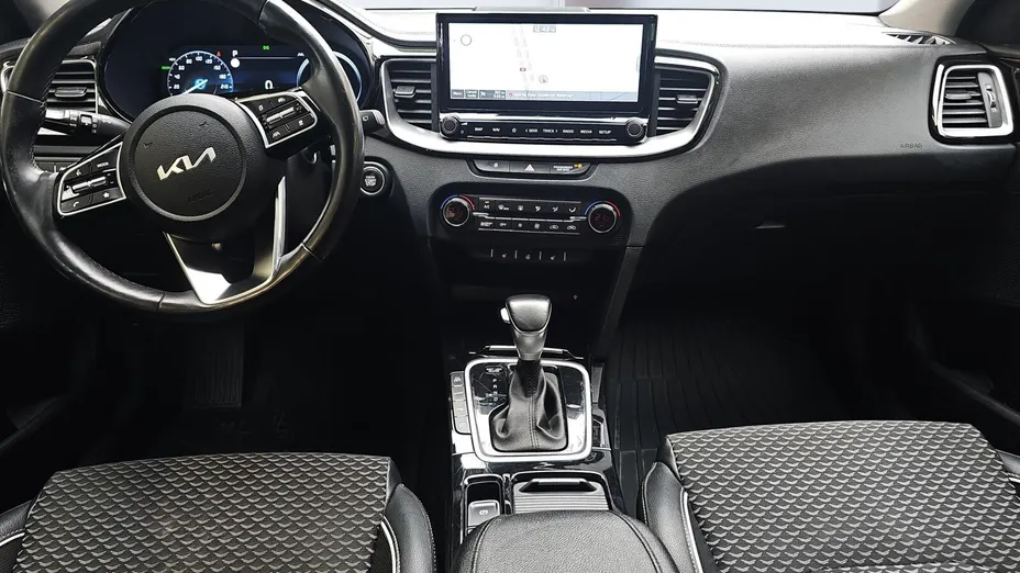 KIA Cee'd Ceed 1.6 GDI PHEV Business Line DCT