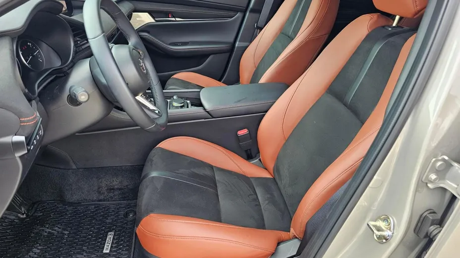 MAZDA 3 3 2.0 mHEV Nagisa aut