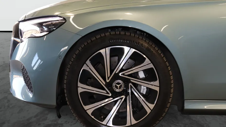 MERCEDES-BENZ E Klasa E 220 d mHEV 4-Matic Avantgarde 9G-Tronic