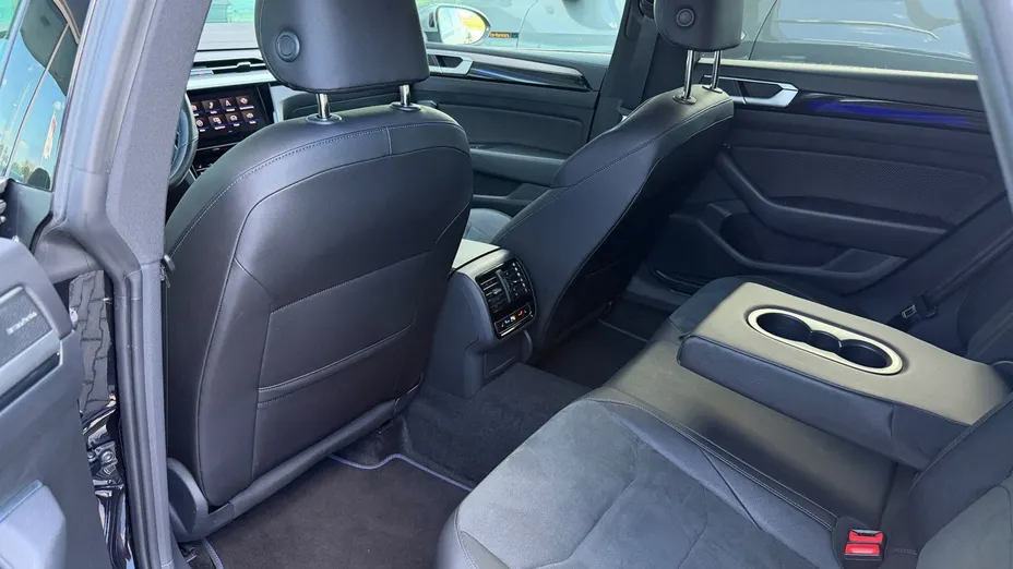 VOLKSWAGEN Arteon Arteon 2.0 TSI 4Motion R DSG