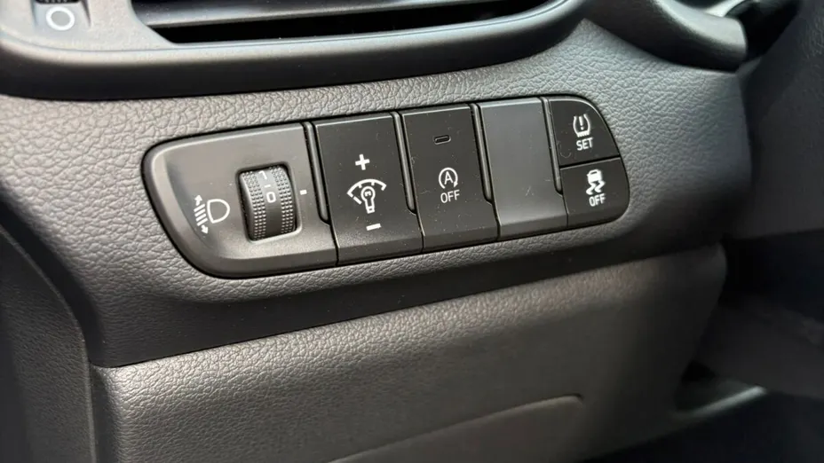 HYUNDAI i30 i30 1.5 T-GDI 48V Smart DCT
