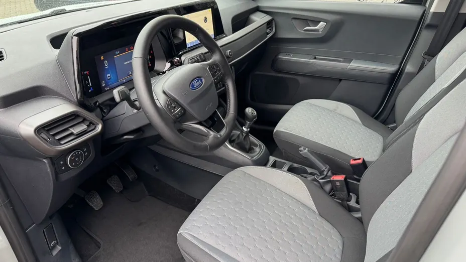 FORD Tourneo Courier Tourneo Courier 1.0 EcoBoost Titanium Nowy