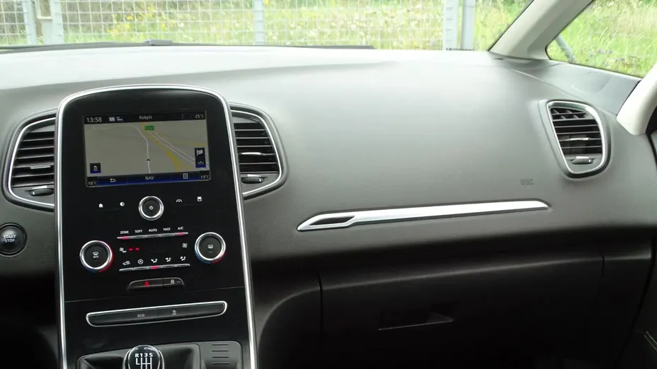RENAULT Grand Scenic -