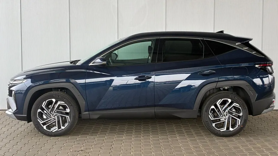 HYUNDAI Tucson -