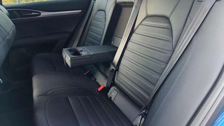 ALFA ROMEO Stelvio Stelvio 2.0 Turbo Veloce Q4 aut