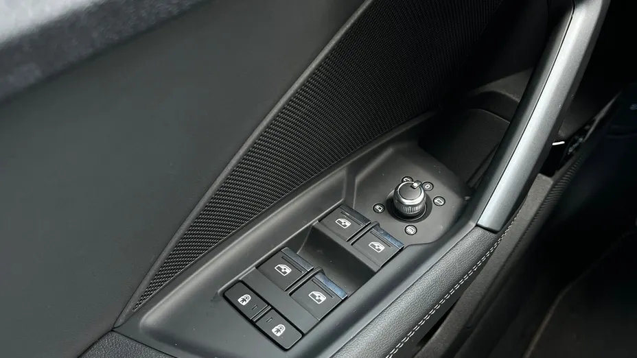 AUDI S3 -
