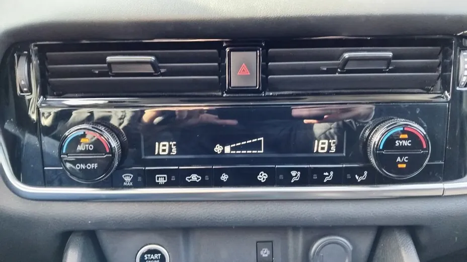 NISSAN Qashqai Qashqai 1.3 DIG-T mHEV Acenta Xtronic