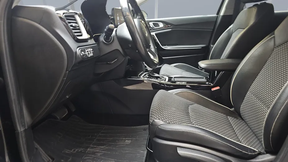 KIA Cee'd Ceed 1.6 GDI PHEV Business Line DCT