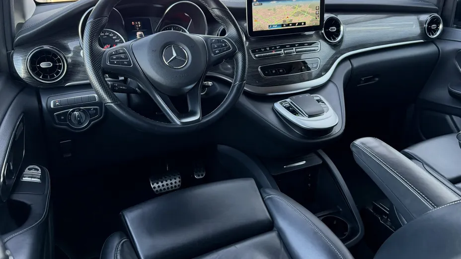 MERCEDES-BENZ V Klasa V 220 d Avantgarde 9G-Tronic (długi)