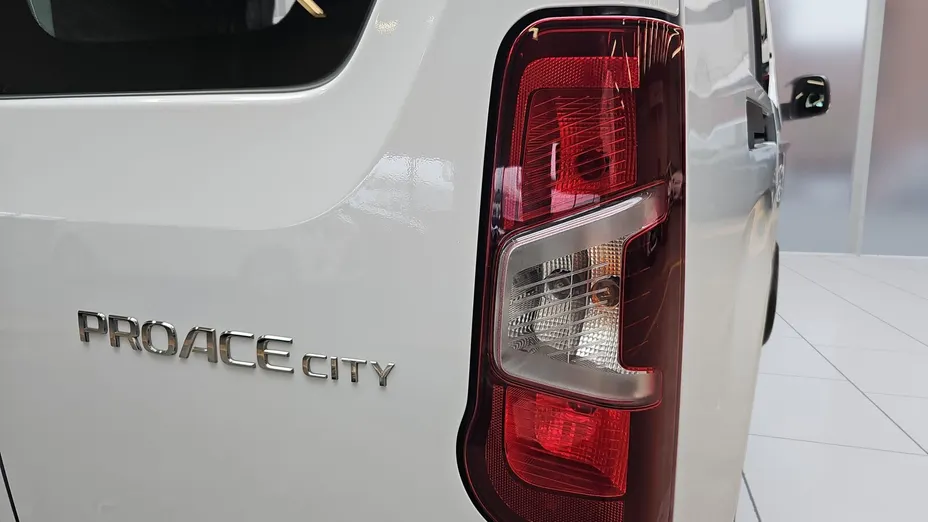 TOYOTA Proace City Proace City 1.5 D-4D Long 2,3t Active (bryg.)