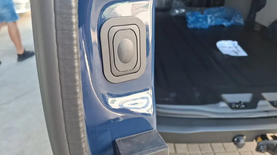 VOLKSWAGEN Transporter Transporter TDI L2H1