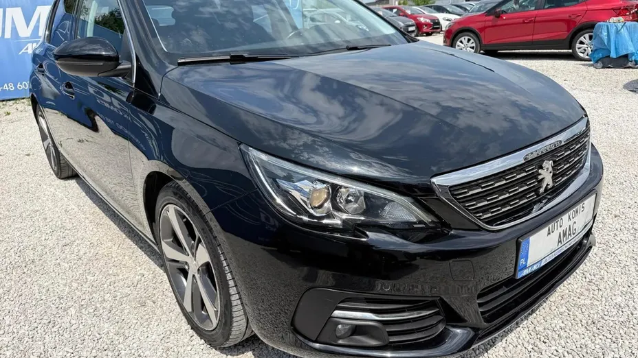 PEUGEOT 308 -