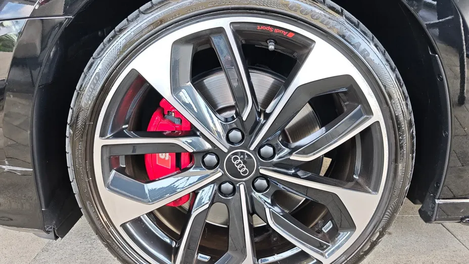 AUDI S3 Sportback -