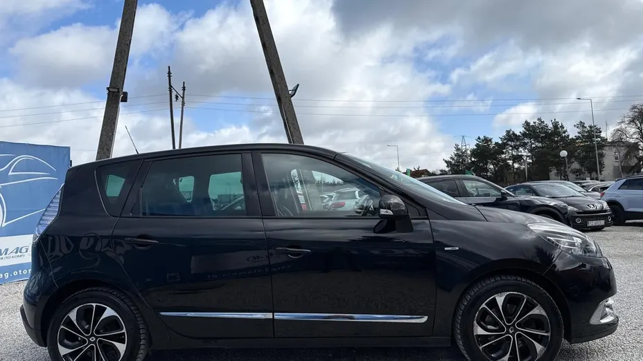 RENAULT Scenic -