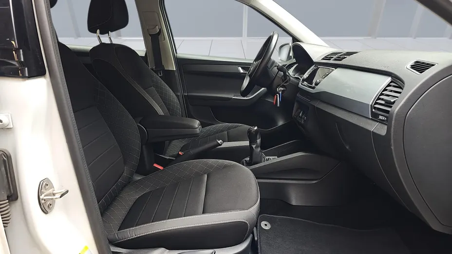 SKODA Fabia Fabia 1.0 TSI Ambition