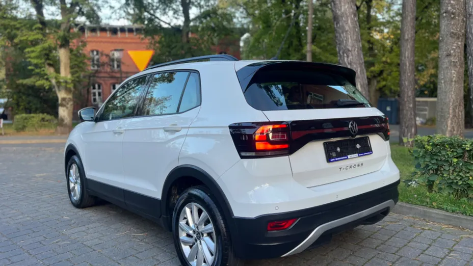 VOLKSWAGEN T-Cross -