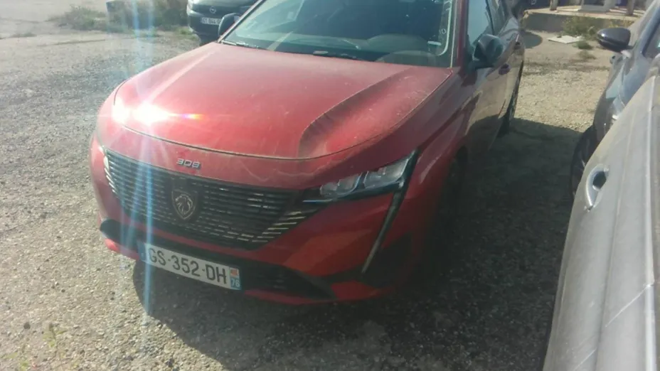 PEUGEOT 308 -
