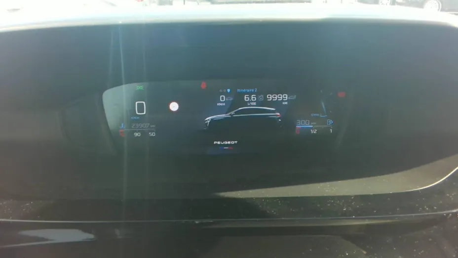 PEUGEOT 308 -