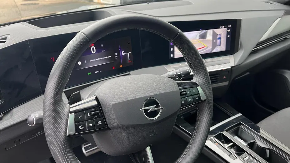 OPEL Astra -