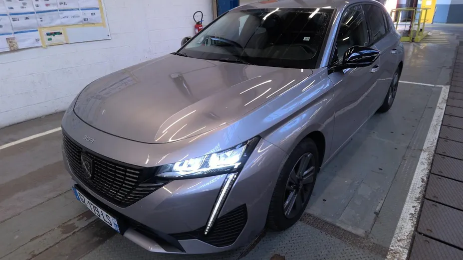 PEUGEOT 308 -