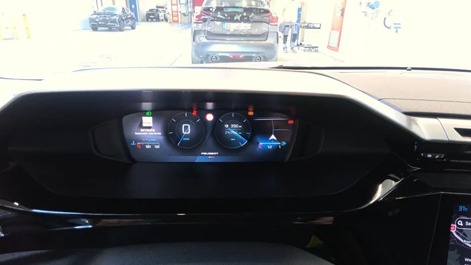 PEUGEOT 308 -