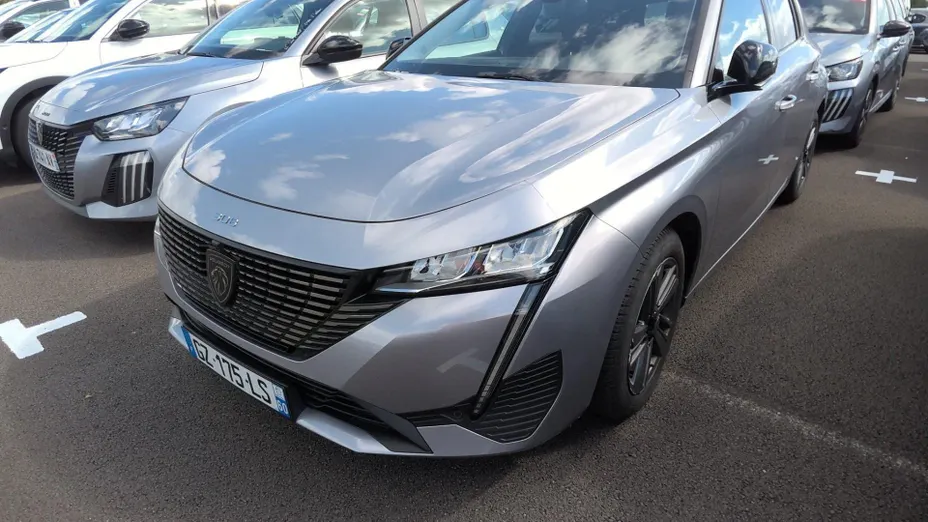 PEUGEOT 308 -
