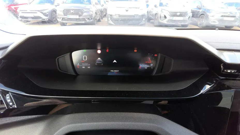 PEUGEOT 308 -
