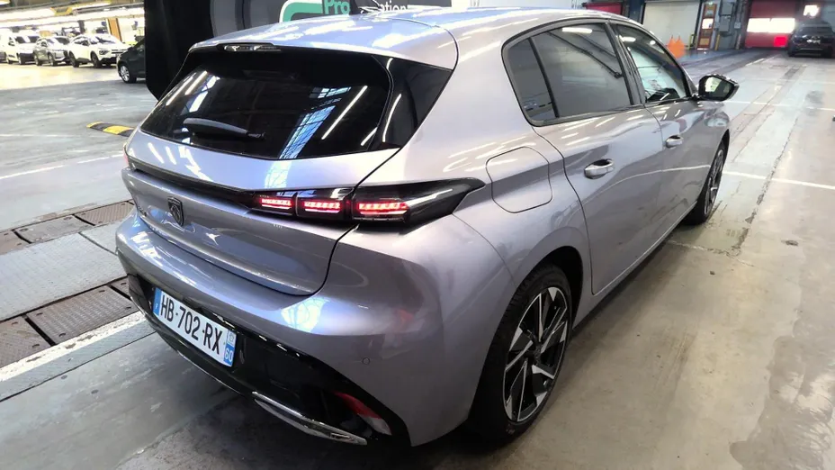 PEUGEOT 308 -