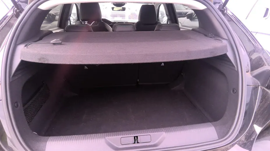 PEUGEOT 308 -