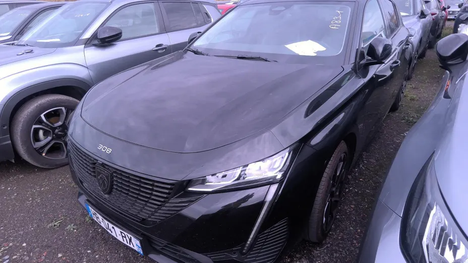 PEUGEOT 308 -