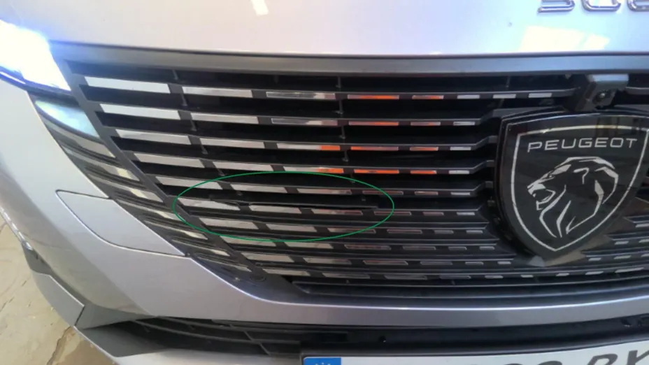 PEUGEOT 308 -