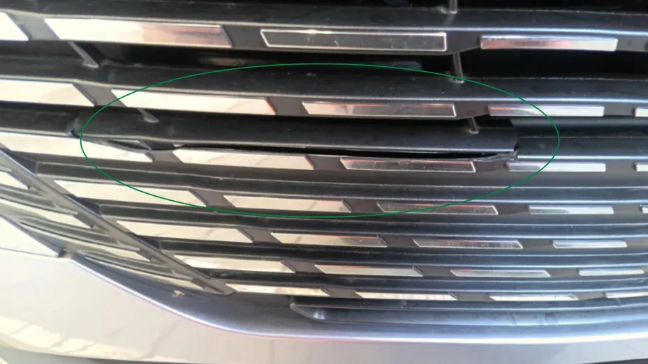 PEUGEOT 308 -
