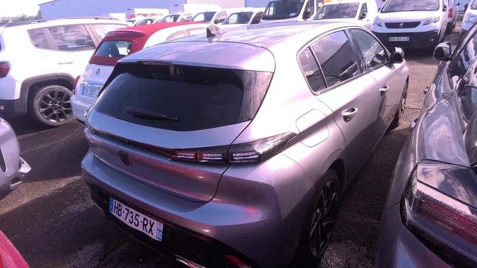 PEUGEOT 308 -