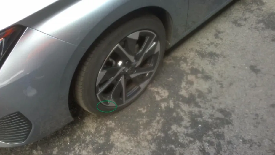PEUGEOT 308 -