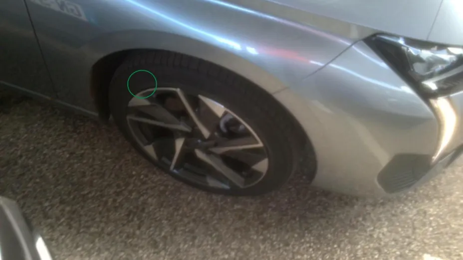 PEUGEOT 308 -