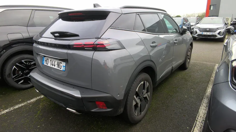 PEUGEOT 2008 -