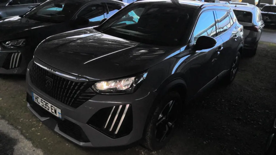 PEUGEOT 2008 -