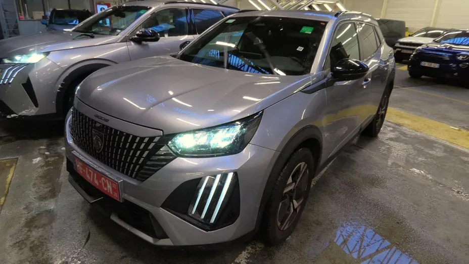 PEUGEOT 2008 -