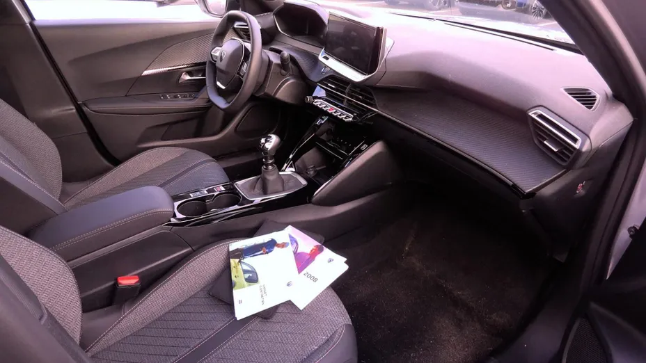 PEUGEOT 2008 -