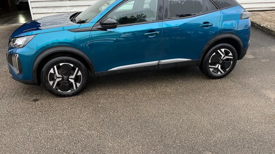 PEUGEOT 2008 -