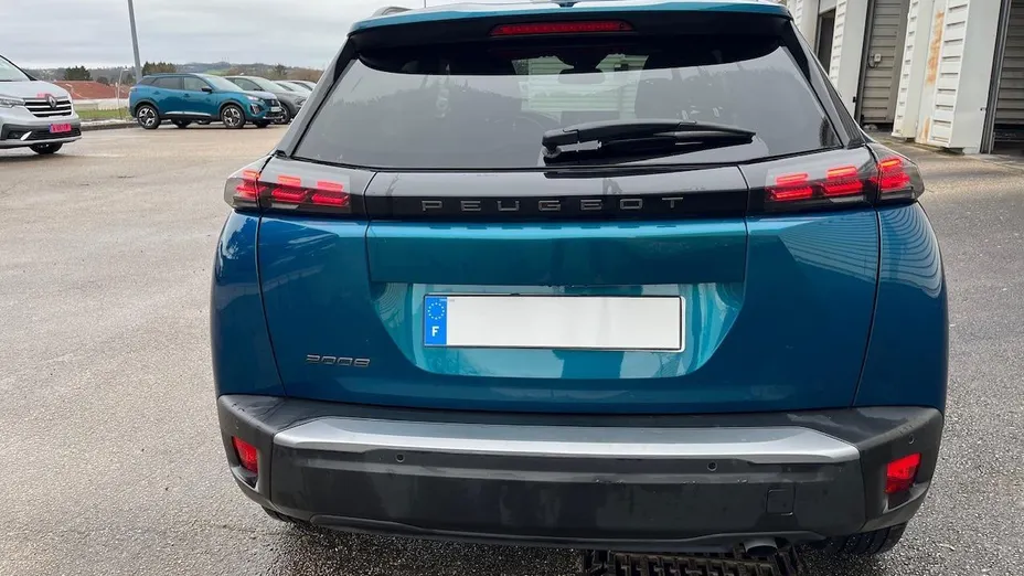 PEUGEOT 2008 -