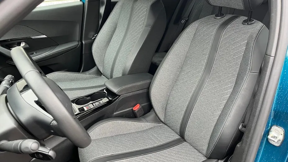 PEUGEOT 2008 -