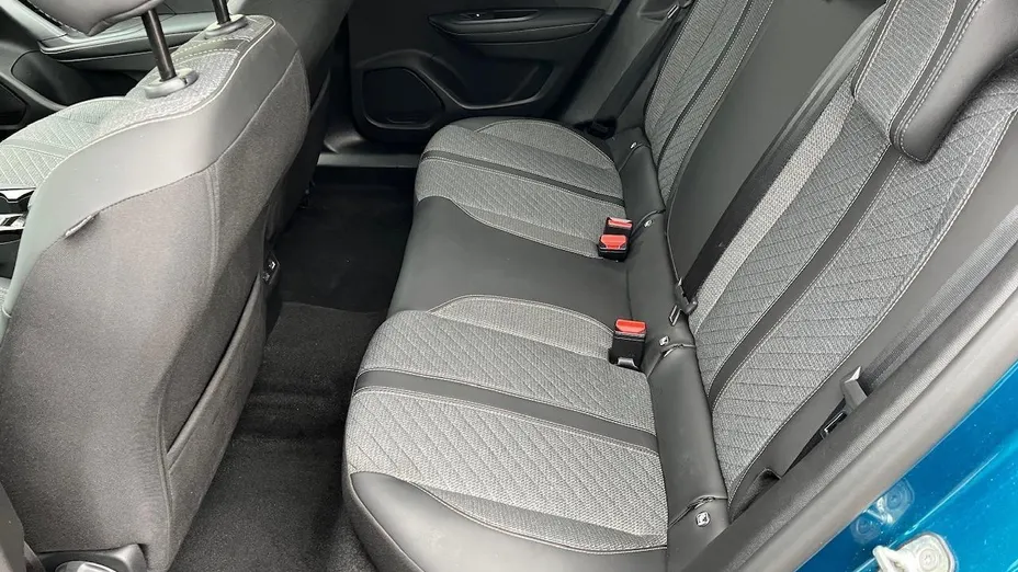 PEUGEOT 2008 -