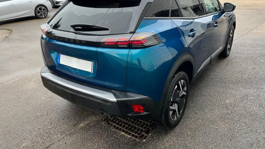 PEUGEOT 2008 -