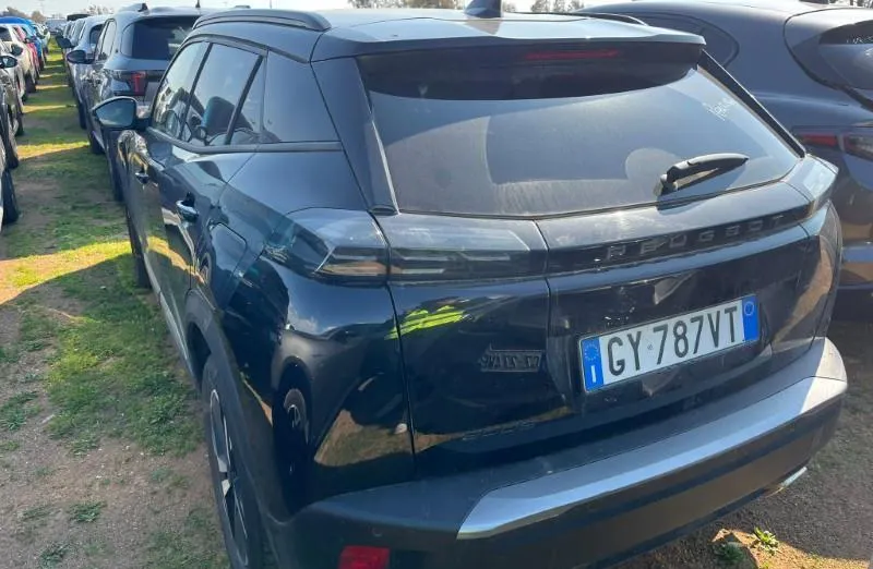 PEUGEOT 2008 -