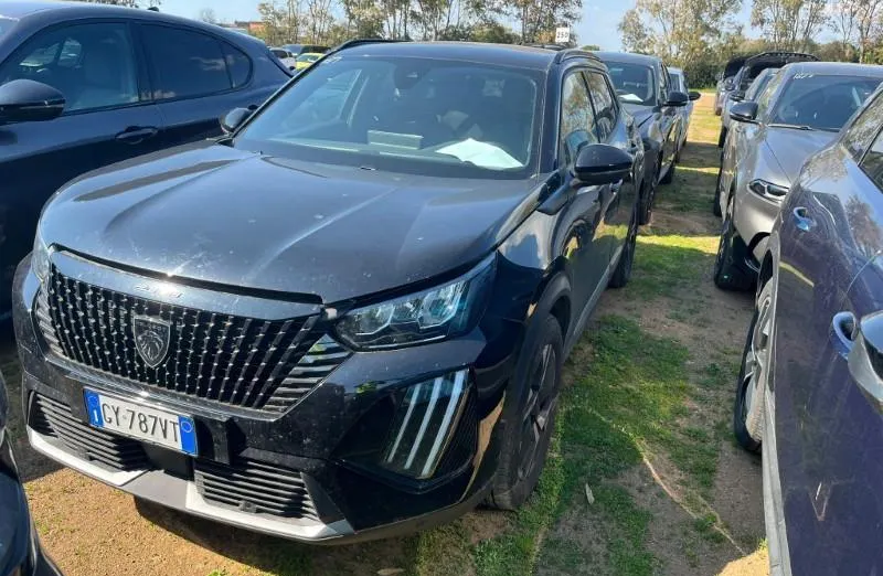 PEUGEOT 2008 -